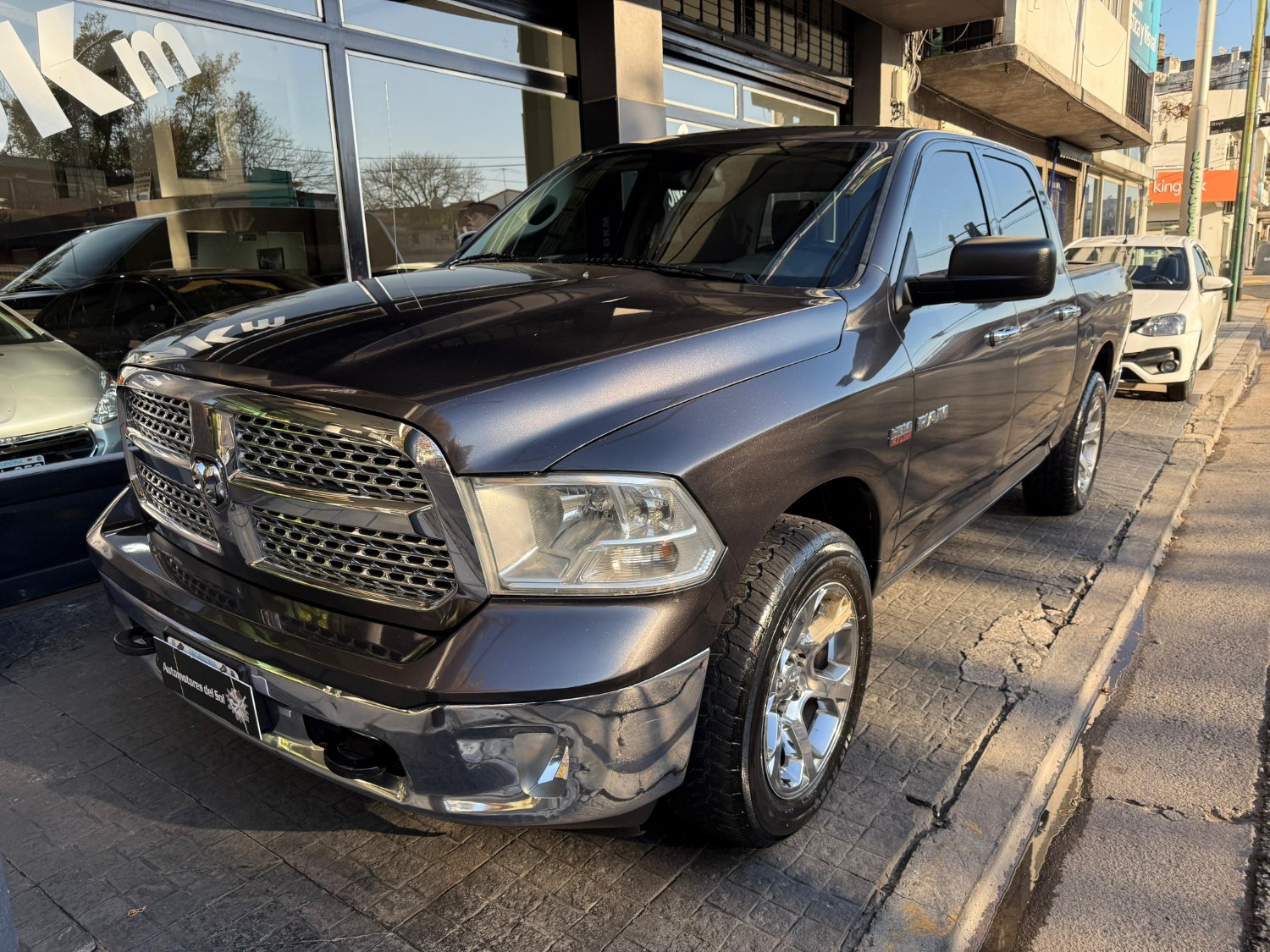 Dodge Ram 1500 Laramie Atx
